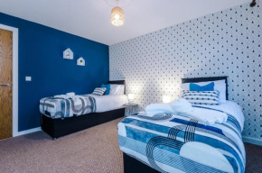 Lovely 2-bed apartment *free parking *pool table